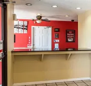 Econo Lodge Pryor hotel detail image 5