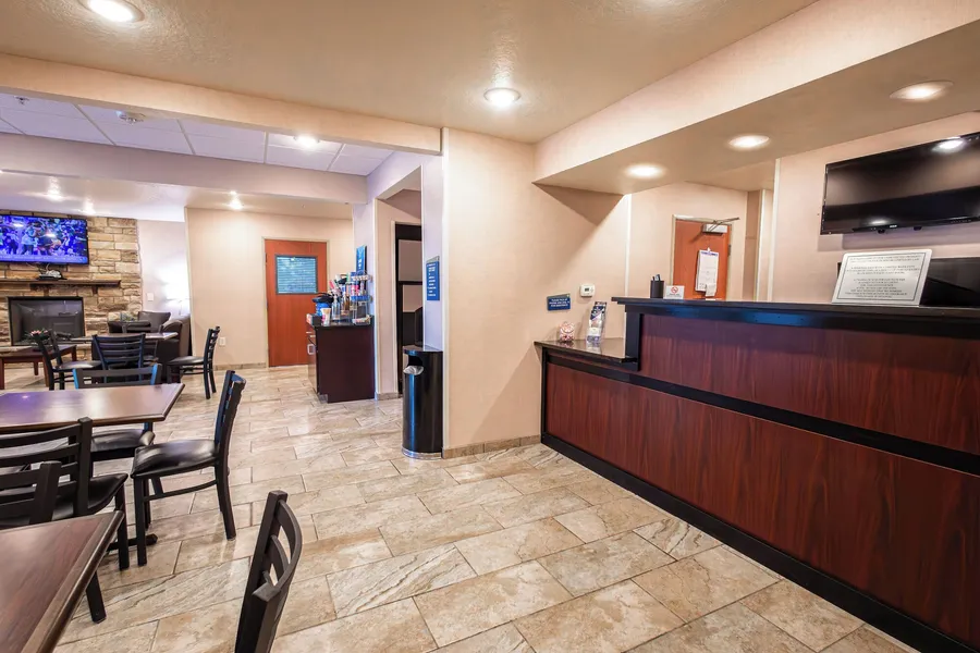 Cobblestone Inn & Suites – Big Lake hotel detail image 2