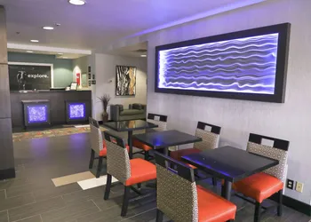 Hampton Inn Muskogee hotel thumbnail 4