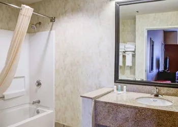 Comfort Suites Gadsden Attalla hotel thumbnail 7