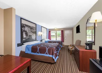 Super 8 by Wyndham Gadsden AL hotel thumbnail 8