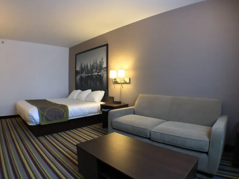 Super 8 by Wyndham Kenora hotel detail image 6