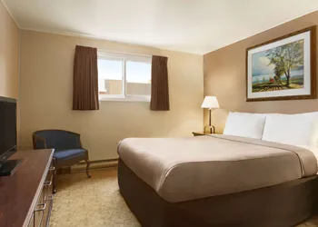 Travelodge by Wyndham Kenora hotel thumbnail 8