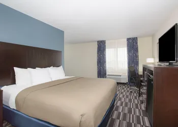 AmericInn by Wyndham Mount Pleasant hotel thumbnail 8
