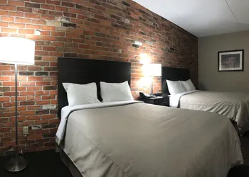 Super 8 by Wyndham Timmins ON hotel thumbnail 5