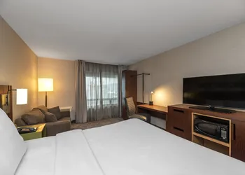 Comfort Inn Dryden hotel thumbnail 7