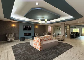 La Quinta Inn & Suites by Wyndham Searcy hotel thumbnail 3