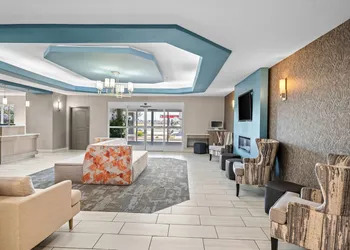 La Quinta Inn & Suites by Wyndham Searcy hotel thumbnail 6
