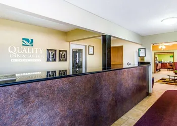 Quality Inn & Suites Ottumwa North hotel thumbnail 2