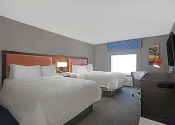 Hampton Inn Keokuk hotel thumbnail 4