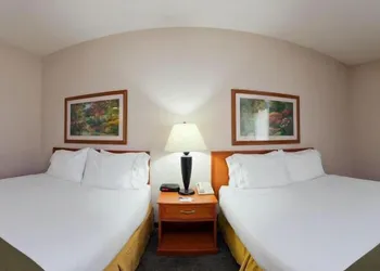 Links Bos Landen Hotel & Spa of Pella, Trademark by Wyndham hotel thumbnail 6