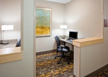 AmericInn by Wyndham Fairfield hotel thumbnail 2
