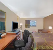 Super 8 by Wyndham Fort Madison hotel detail image 7