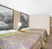 Super 8 by Wyndham Riverton hotel detail image 5