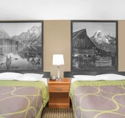 Super 8 by Wyndham Riverton hotel detail image 7