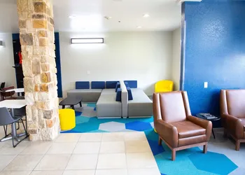 Microtel Inn & Suites by Wyndham Searcy hotel thumbnail 7