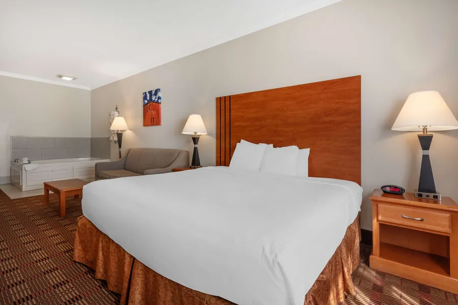 Best Western Club House Inn & Suites hotel detail image 6