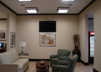 Holiday Inn Express Hotel & Suites Brownfield by IHG hotel thumbnail 2