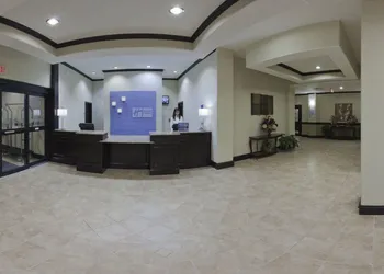 Holiday Inn Express Hotel & Suites Brownfield by IHG hotel thumbnail 4