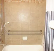 La Quinta Inn & Suites by Wyndham Eastland hotel detail image 7