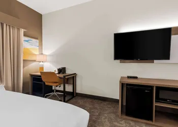 Comfort Inn & Suites Elk City South hotel thumbnail 8