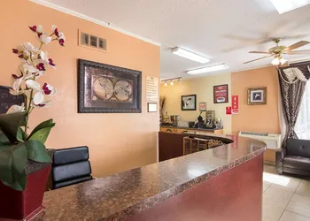 Econo Lodge Dalhart Hwy 54 - Hwy 287 hotel thumbnail 7