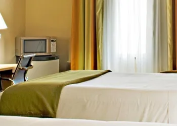 Holiday Inn Express & Suites Borger by IHG hotel thumbnail 2