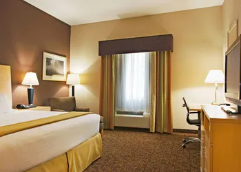 Holiday Inn Express & Suites Borger by IHG hotel thumbnail 4