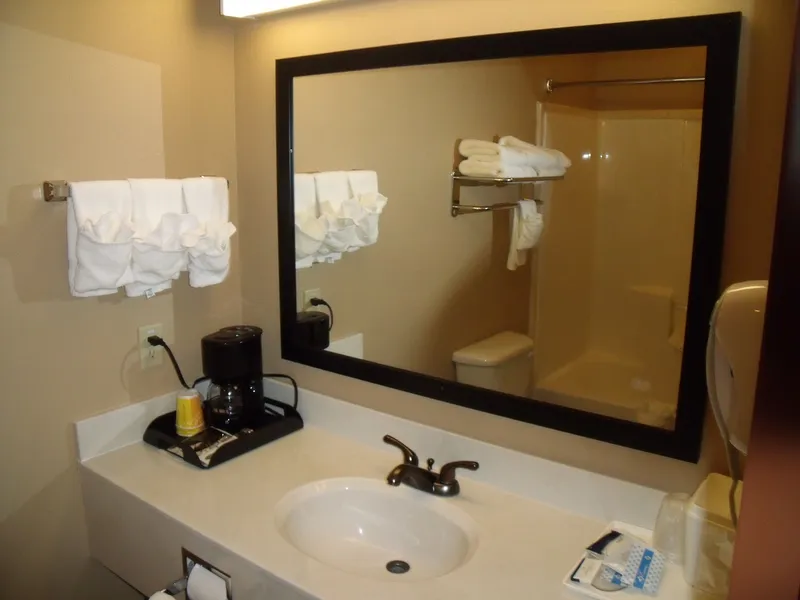 Irish Inn And Suites hotel detail image 2