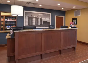 Hampton Inn & Suites by Hilton Lonoke hotel thumbnail 6