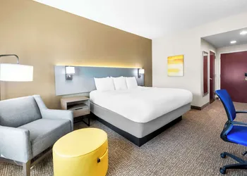 Comfort Inn Harriman hotel thumbnail 6