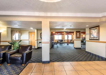 Brentwood Inn Clinton hotel thumbnail 3