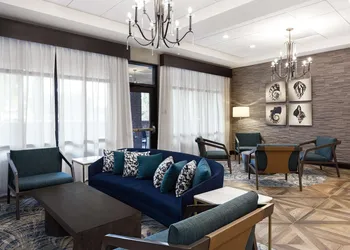 DoubleTree by Hilton Charleston Mount Pleasant hotel thumbnail 2