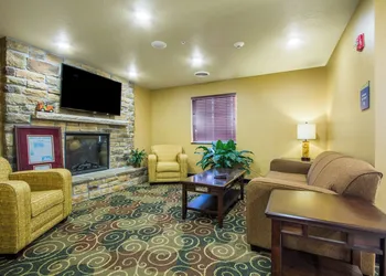 Cobblestone Inn & Suites - Corry hotel thumbnail 4