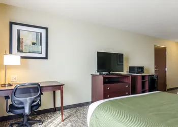 Cobblestone Inn & Suites - Corry hotel thumbnail 6