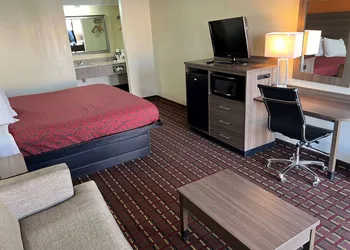 Days Inn by Wyndham El Reno hotel thumbnail 7