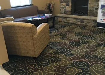 Travelodge by Wyndham Steele hotel thumbnail 2