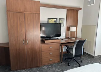 Courtyard by Marriott Asheville Airport hotel thumbnail 7