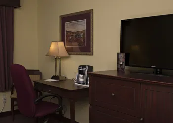 Best Western Plus Grand-Sault Hotel & Suites hotel thumbnail 2