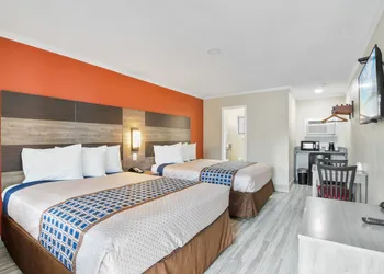 Anthony's on the Beach hotel thumbnail 3