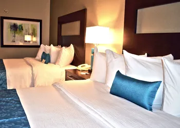 Holiday Inn & Suites Syracuse Airport - Liverpool by IHG hotel thumbnail 5