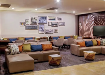 Delta Hotels by Marriott Chesapeake Norfolk hotel thumbnail 2