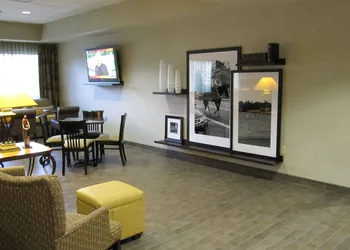 Hampton Inn Lindale/Tyler hotel thumbnail 4