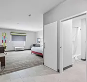 Hampton Inn & Suites Mount Pleasant hotel detail image 7