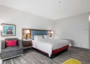 Hampton Inn & Suites Mount Pleasant hotel thumbnail 8