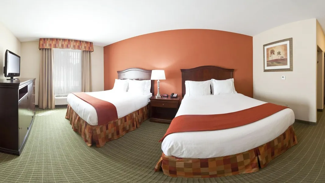 Holiday Inn Express and Suites Henderson by IHG hotel detail image 6