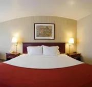 Holiday Inn Express and Suites Henderson by IHG hotel detail image 7