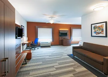 Holiday Inn Express Suites Jasper by IHG hotel thumbnail 7