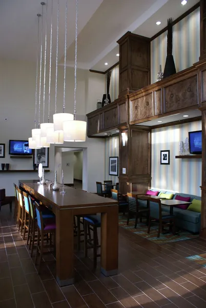 Hampton Inn & Suites Center hotel detail image 2