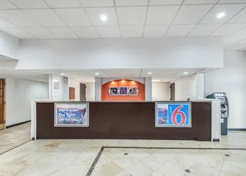 Motel 6 Henderson, TX hotel thumbnail 4
